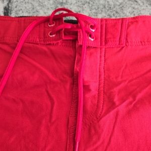 O'Neill Men's Waist 34 Red Black Tie Front Velcro Board Shorts Pocket Beach